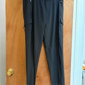 Women’s size L Black Cargo woven  Pants by Joylab NWT